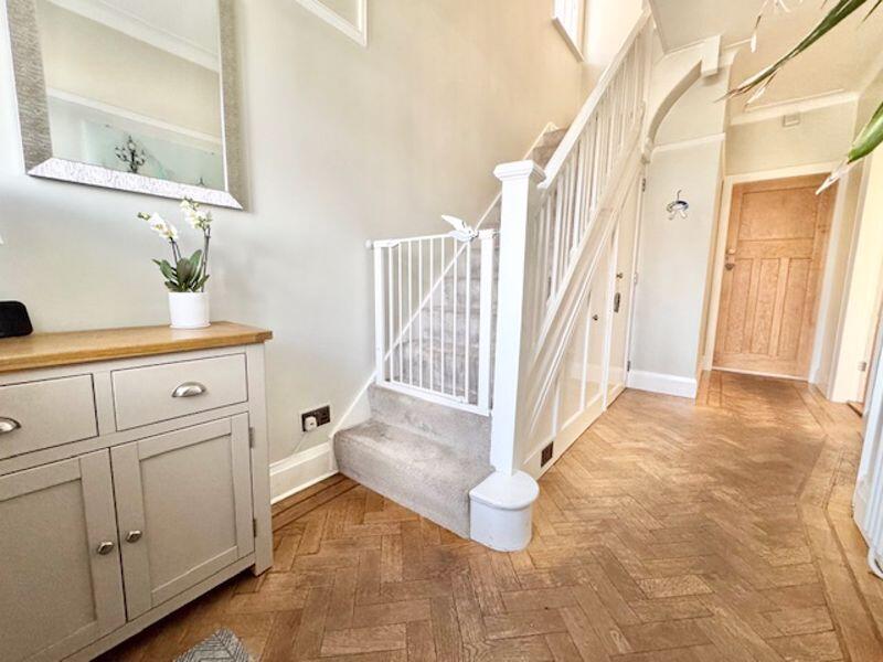 Entrance hall view 2