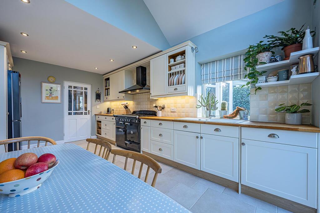 Kitchen 3