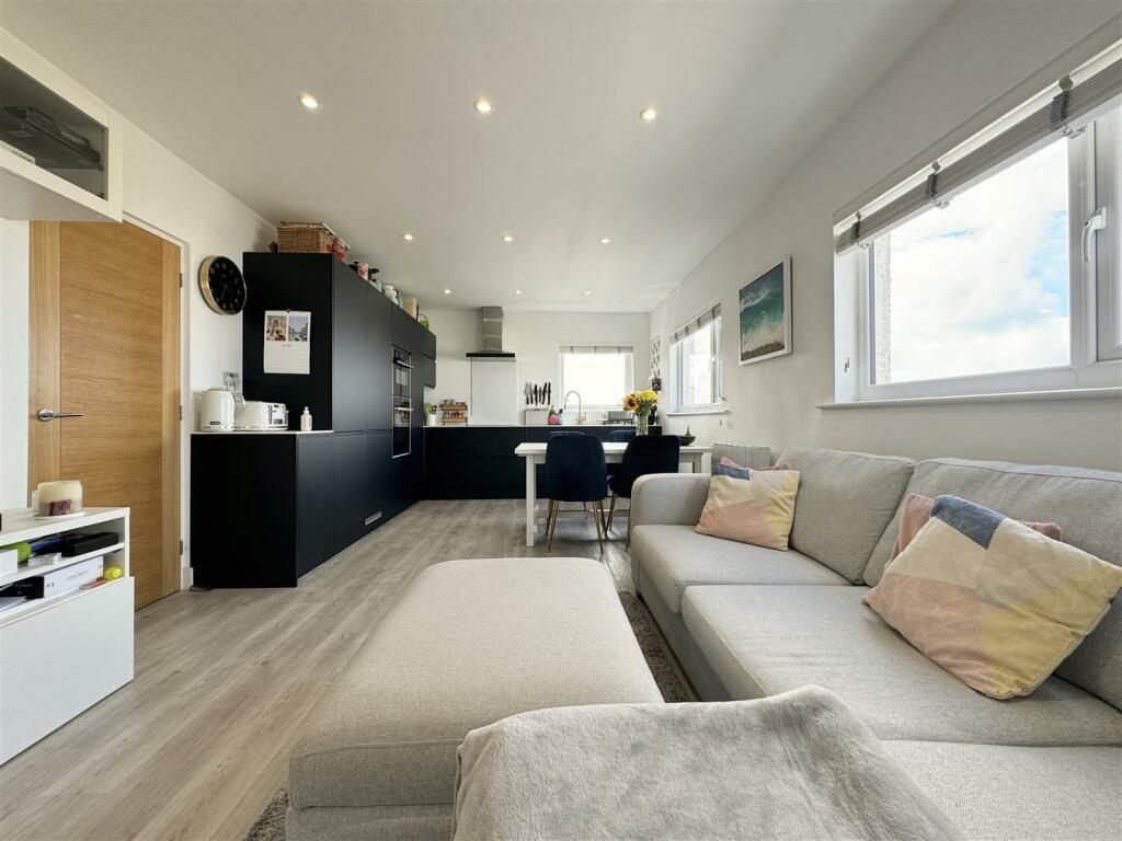 Lounge Area