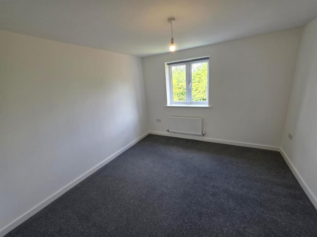 63 Mullite Bedroom.jpg