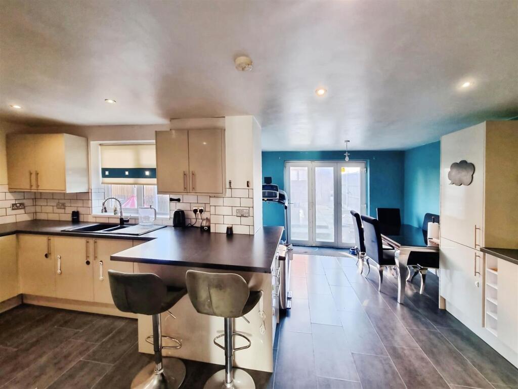 71e186f5-PHOTO-2025-11-17-12-38-51 20 284 29.jpg