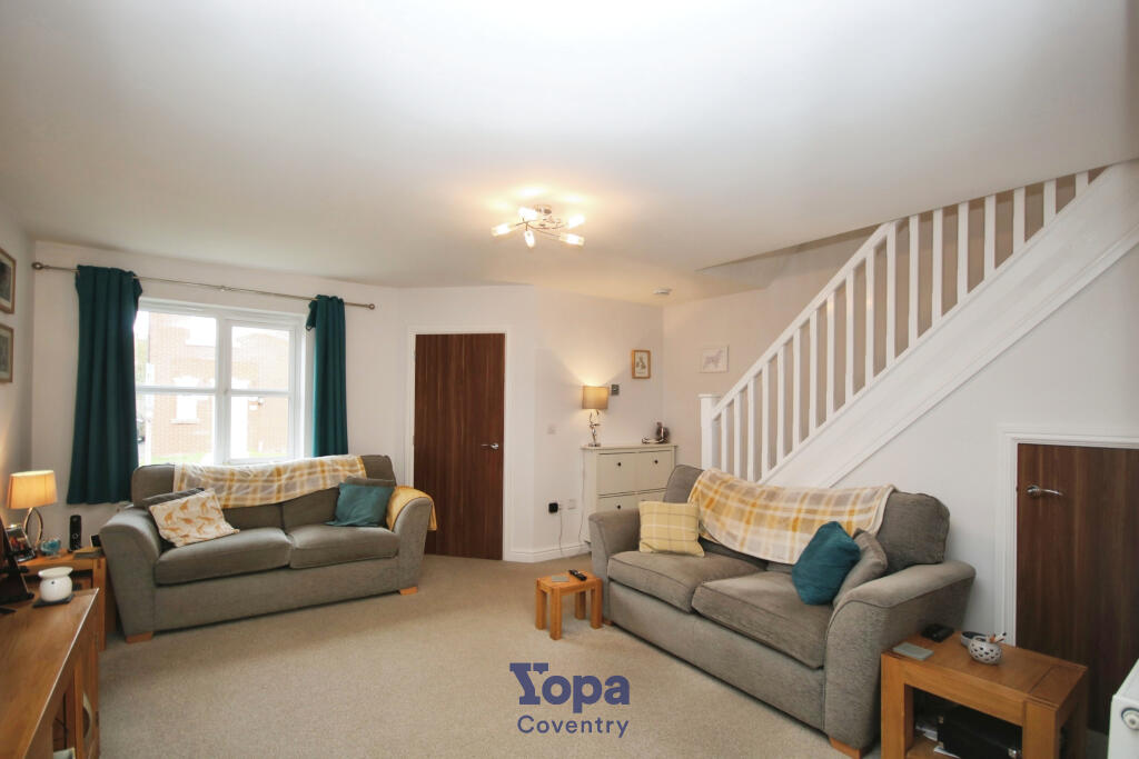 F079d11e-Living 20Room.JPG