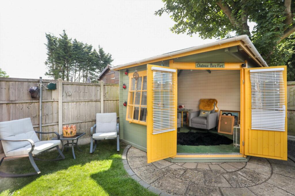Summer house