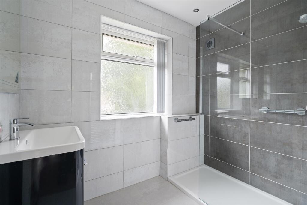 38 Ravenscroft Road_13.jpg