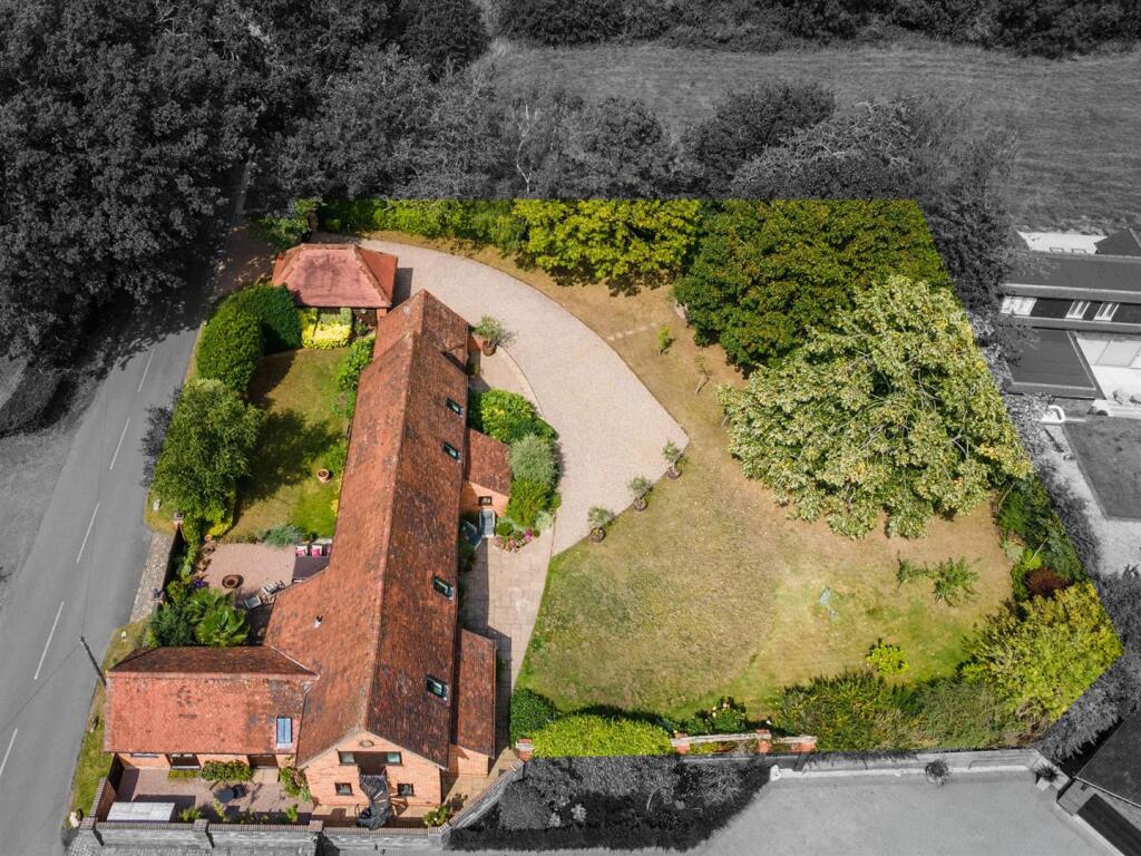 Little Cleobury Barn_199 B&amp;W.jpg