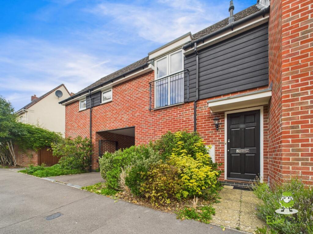 EweMove Estate Agents Basingstoke - Sinclair Drive