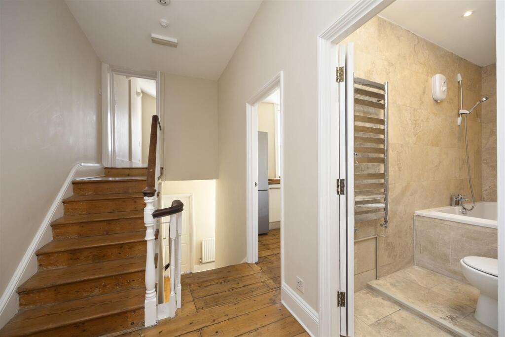 Lansdowne Place_73_Flat 4-019.JPG