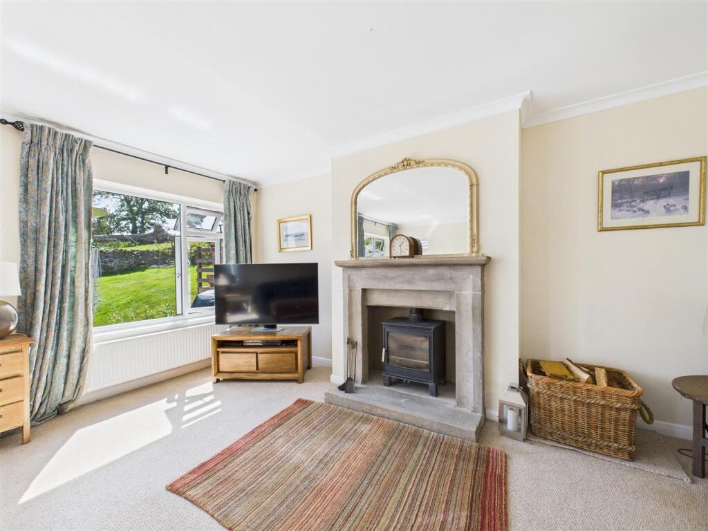 CAM05549G0-PR0044-STILL006.jpg