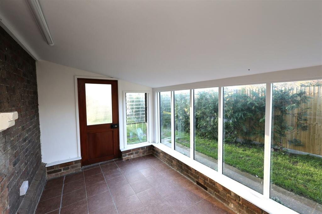 ENTRANCE PORCH
