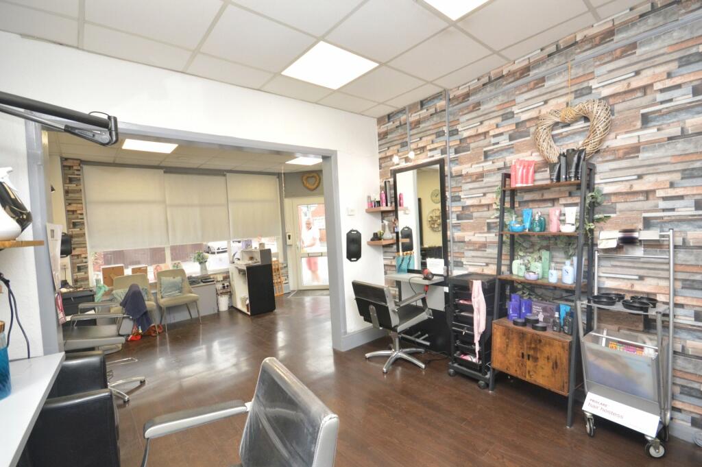 Salon