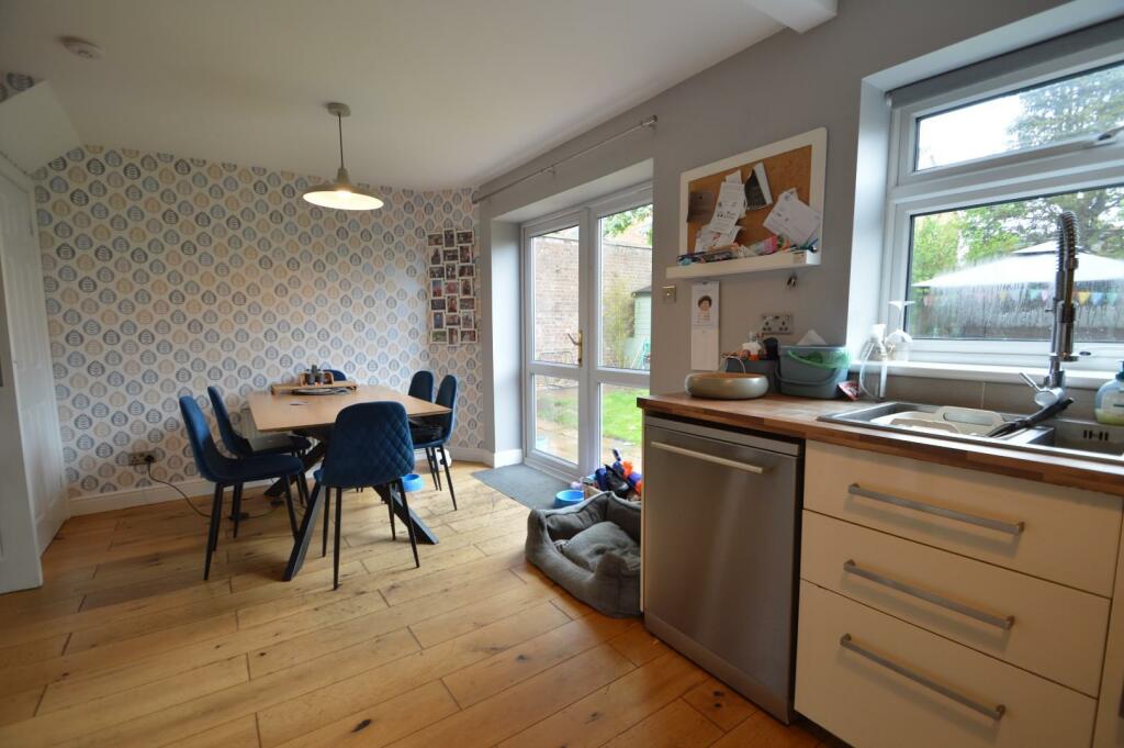 63 Nether Court dining area.JPG
