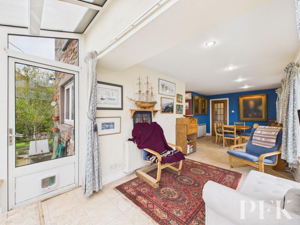 Dining / Living / Sun Room