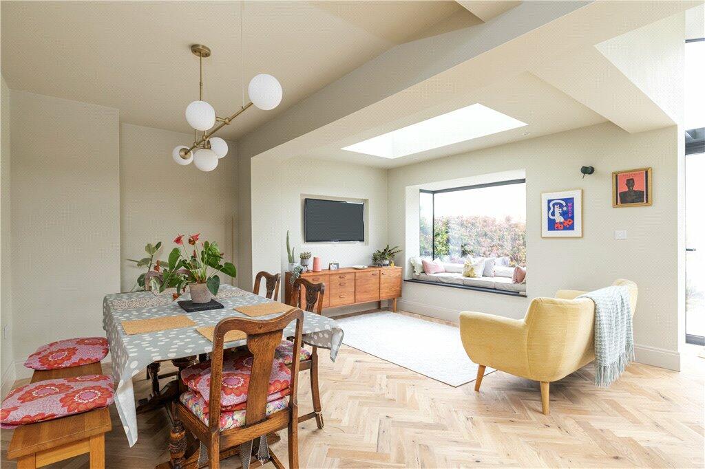Dining/Living Areas