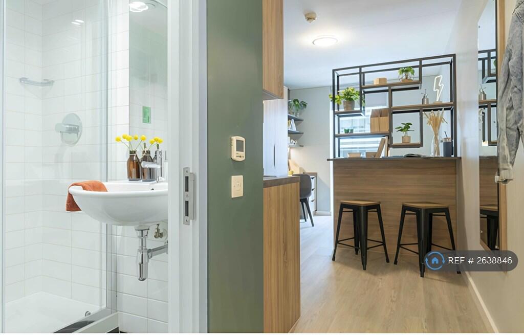 Bathroom And Dining Table Island