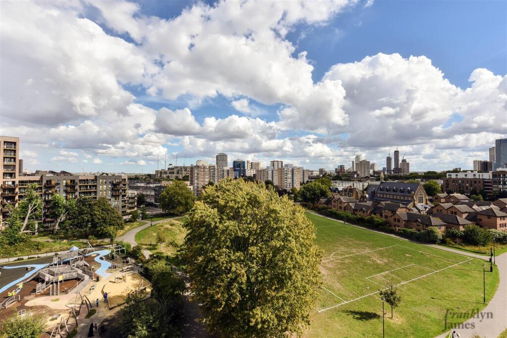 Boathouse Apartments (15).JPG