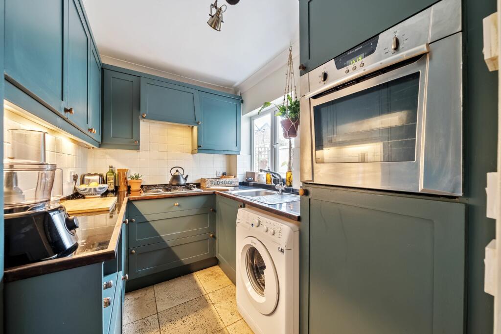 Kitchen (1)