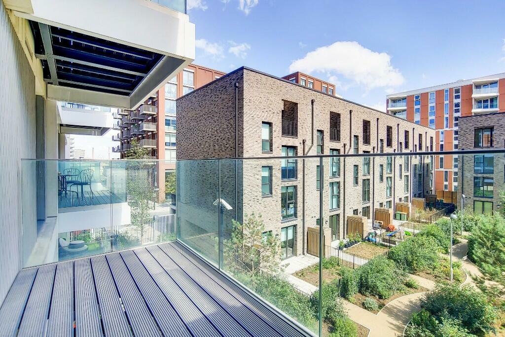 Royal Crest Avenue, London, E16