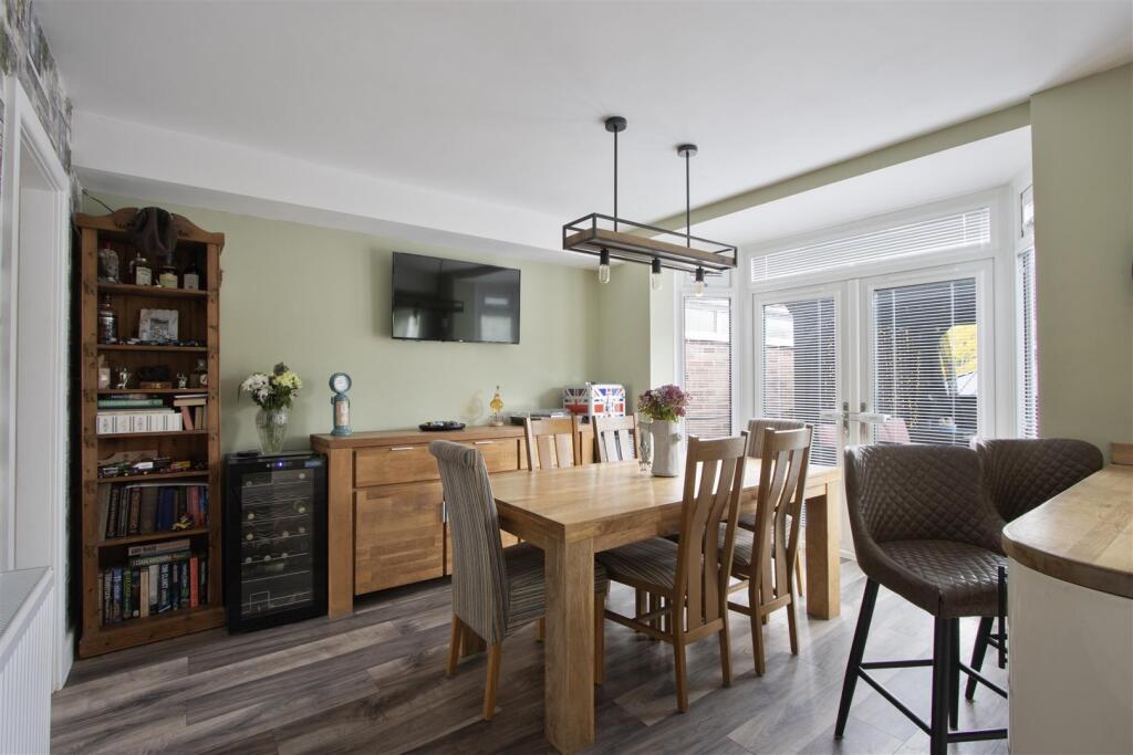 Open Plan Dining Kitchen