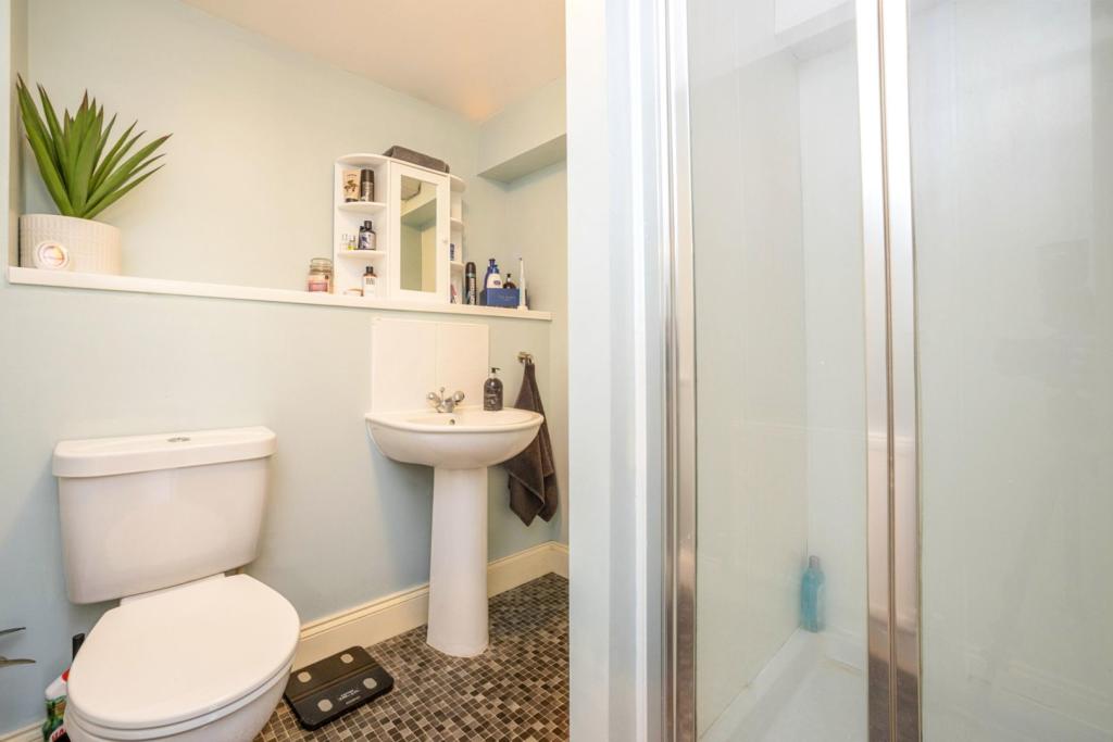 Master En-suite
