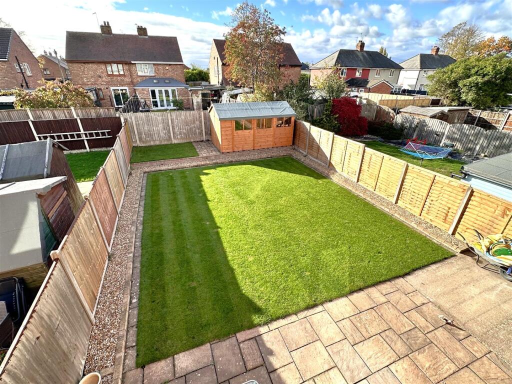 Well-Appointed Rear Garden 356