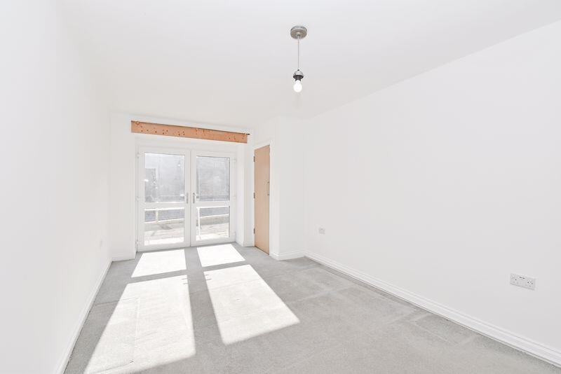 Principal bedroom