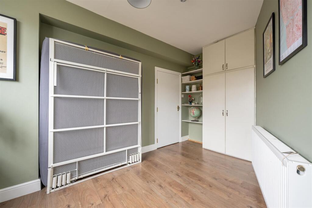 Brookscroft Road, E17