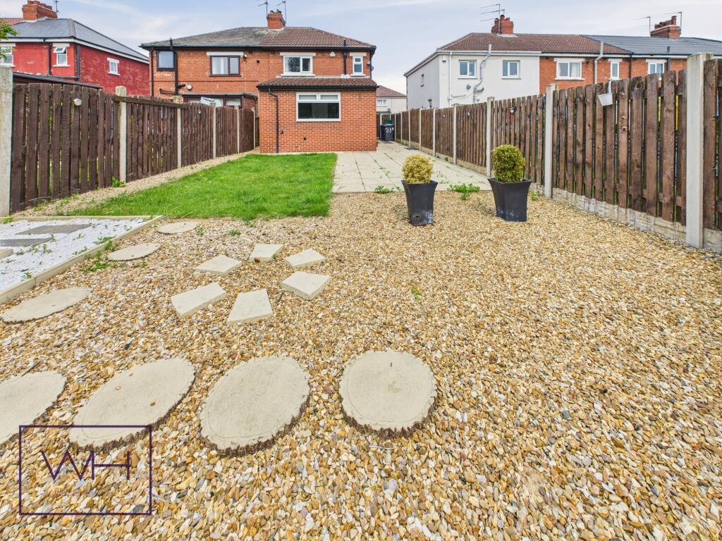 CAM03785G0-PR0269-ST