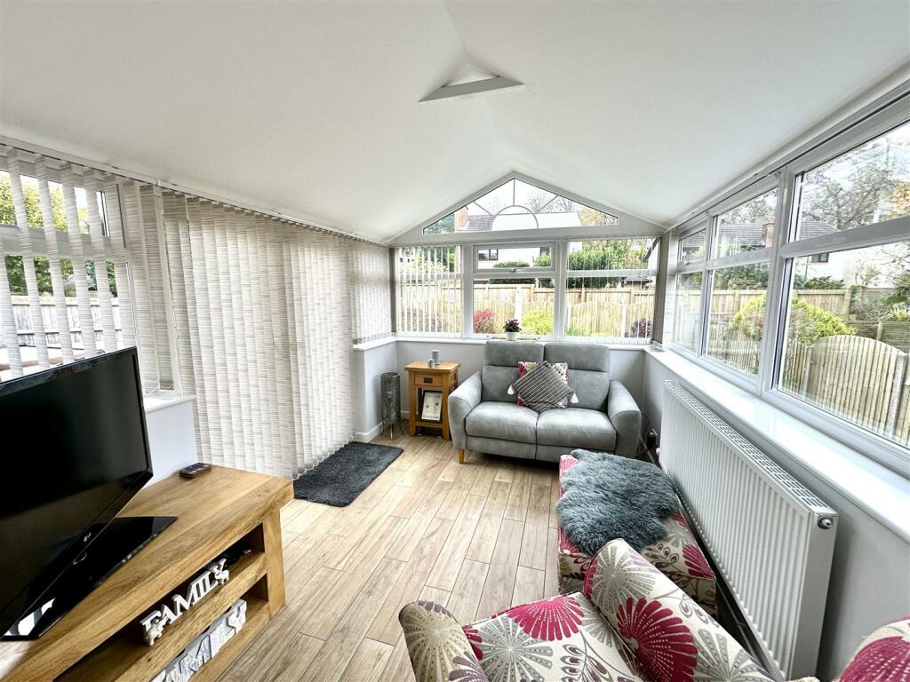 FAMILY AREA