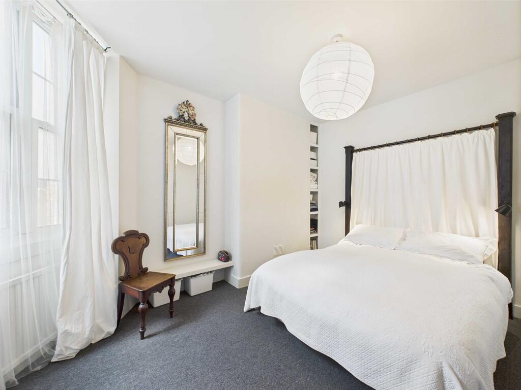 CAM03741G0-PR0080...