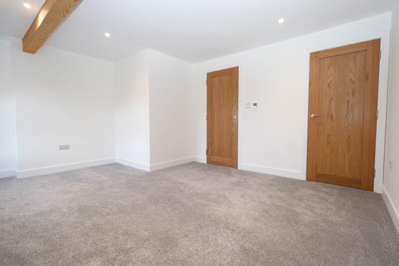 Second Floor Double Bedroom (Front)