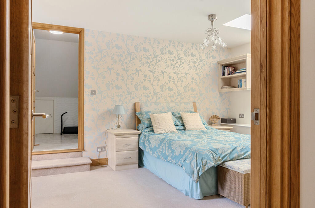 14-681bacb830635-...