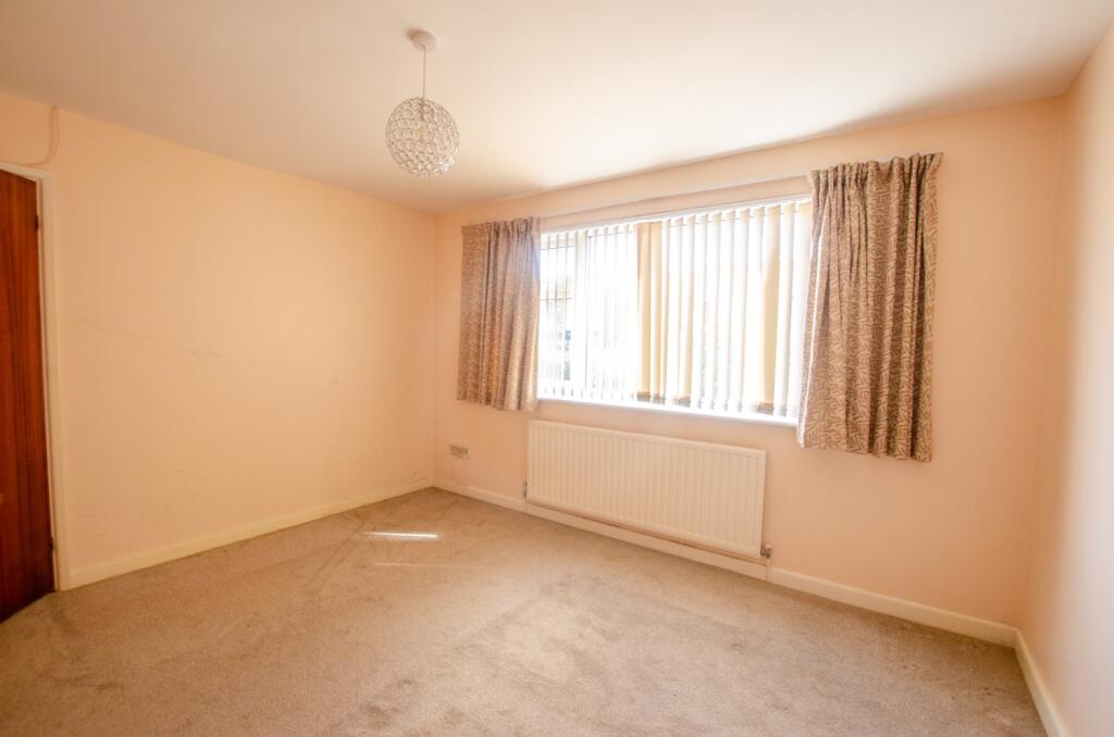 1 Whitestone Crescent TPS Bodmin 01208 74182-08