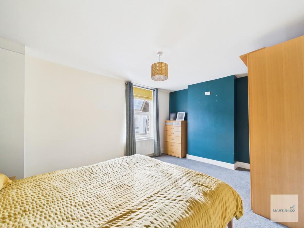 CAM03394G0-PR0376...