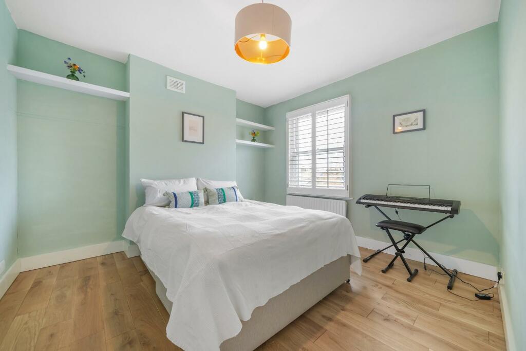 Bedroom 2.jpg