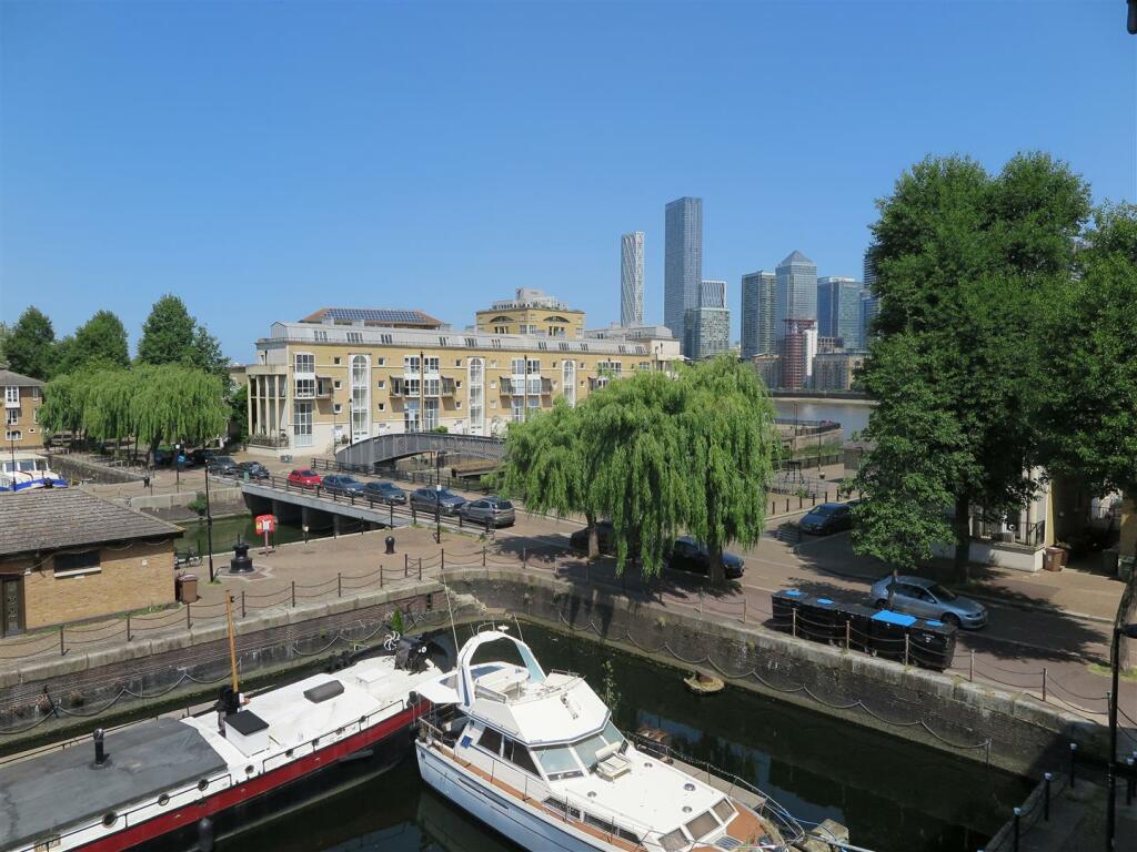 Canary Wharf View.JPG