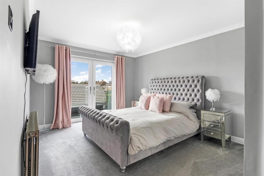 Grey-pink bedroom.jpg