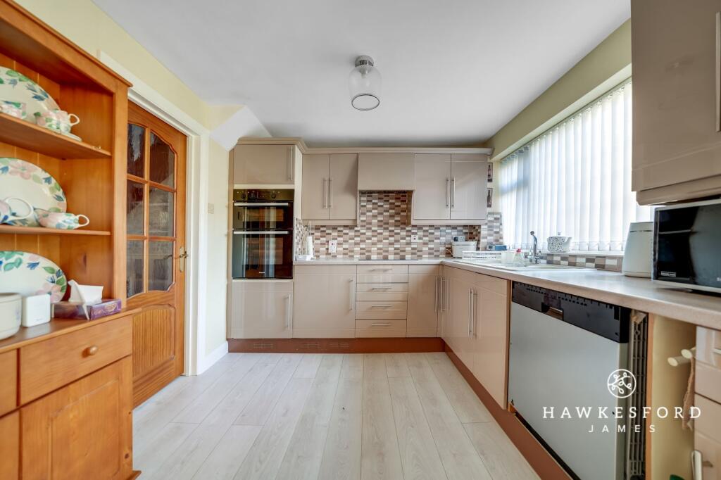 Laxton Way, Sittingbourne - Kitchen