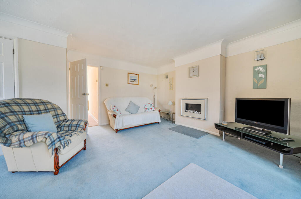 1360764-7-68dcf22...