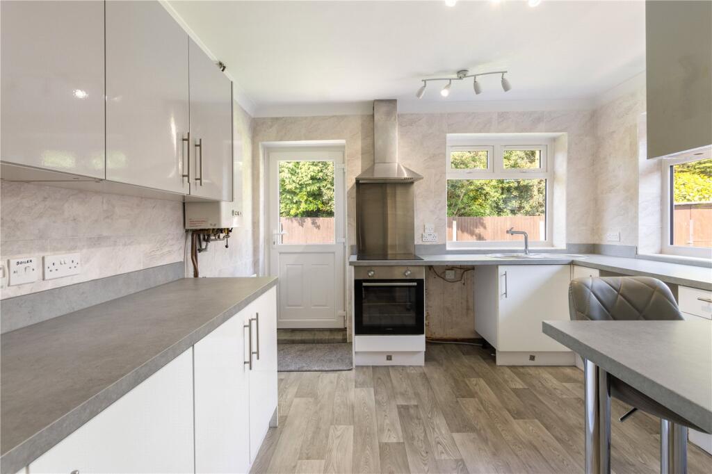 Kitchen (2)