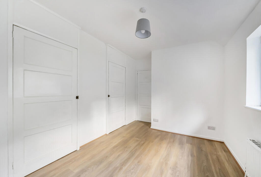 1382548-21-691da0...