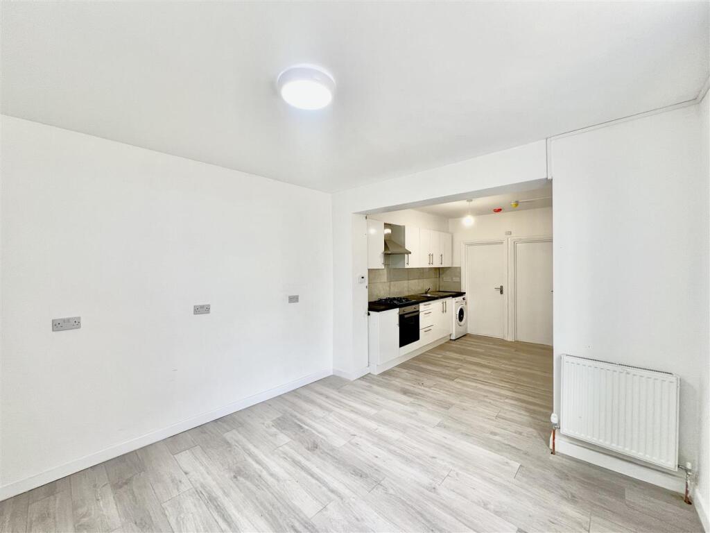 Open Plan Kitchen/ Reception Room