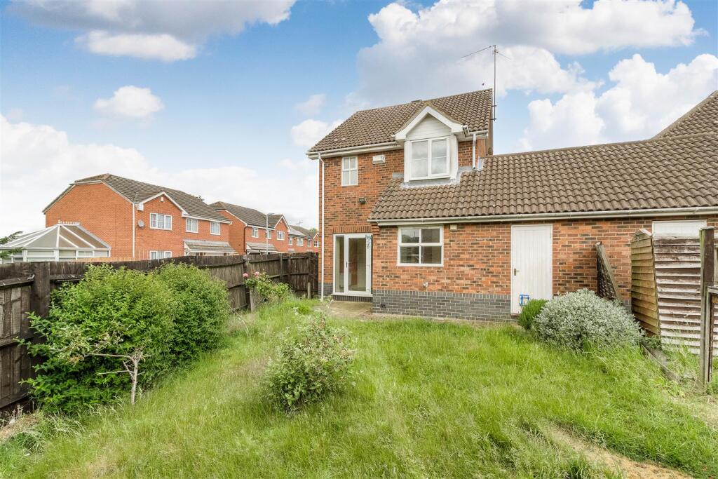 6 Laburnum Close 015.jpg