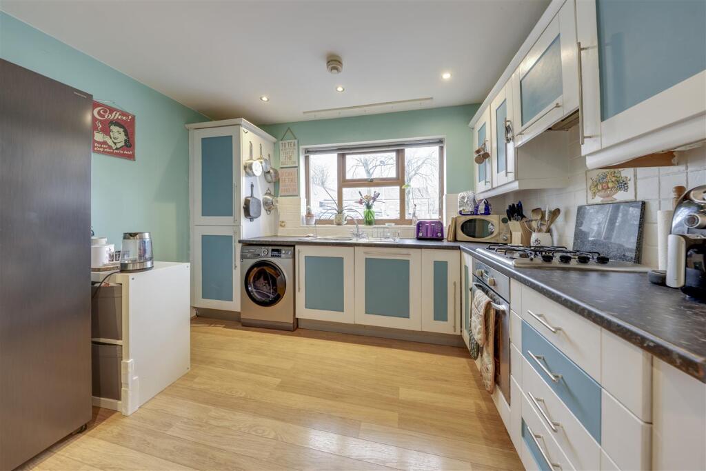 Kitchen / Dining Alt