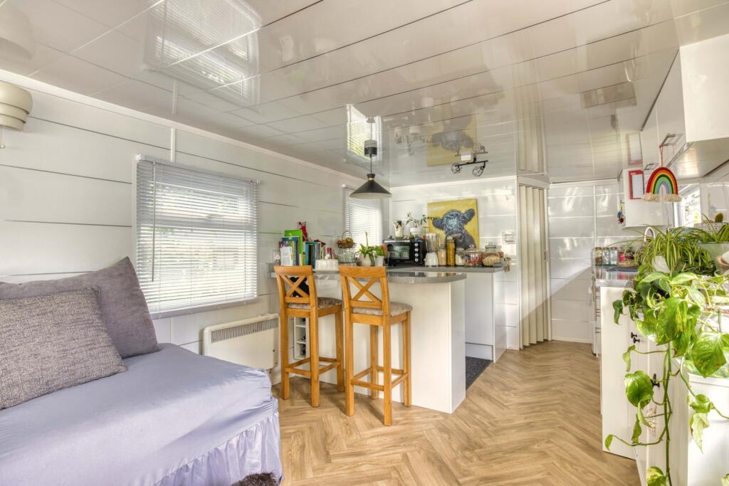 Ewemove Taunton Haygrove (10)