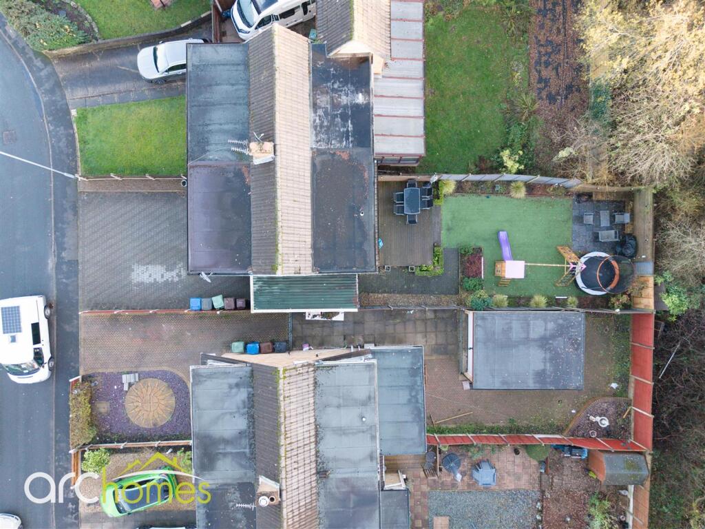 dji_fly_20251128_145938_0029_1764401838628_photo.J