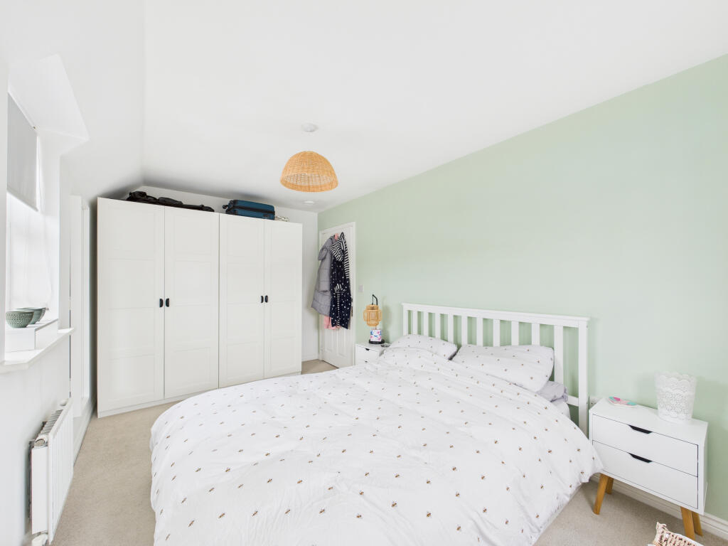 Bedroom .1