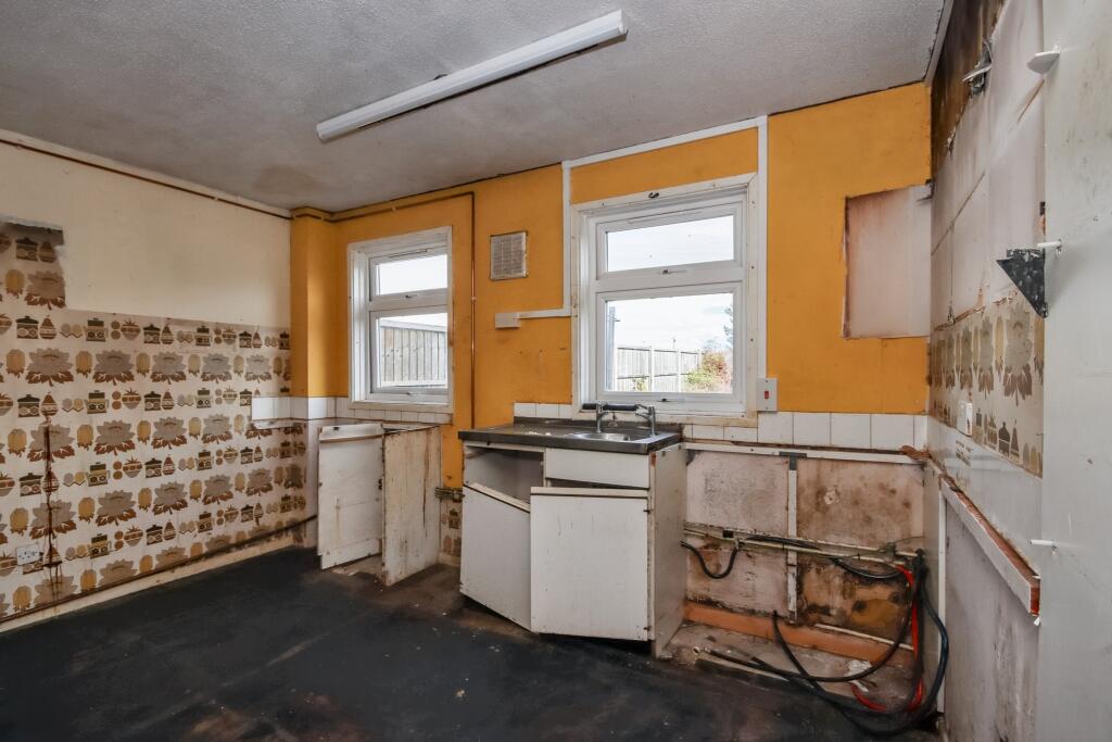 16 Dukes Road, Eaton Socon, St. Neots, Cambridgeshire, PE19 8DD
