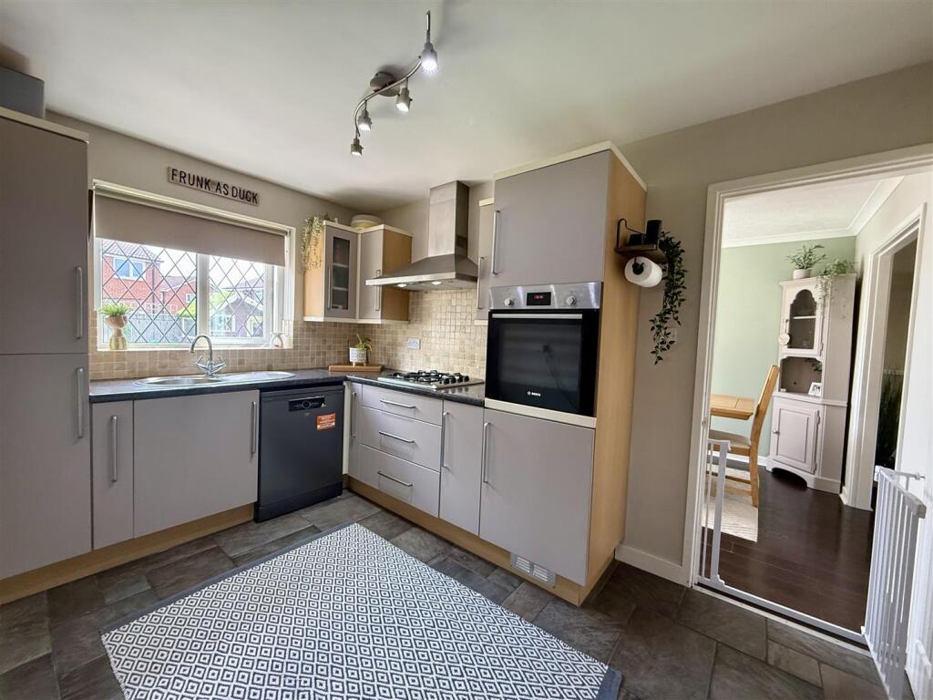 Kitchen/Breakfast Room