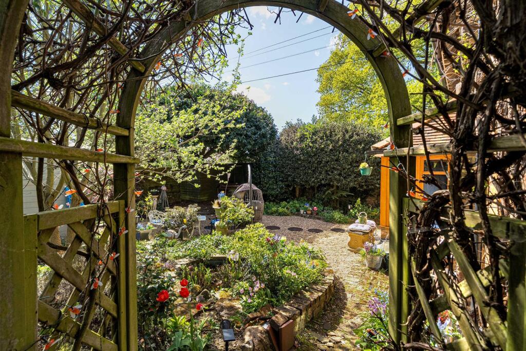 Southview - Garden 5.jpg