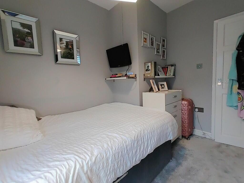 bed2-